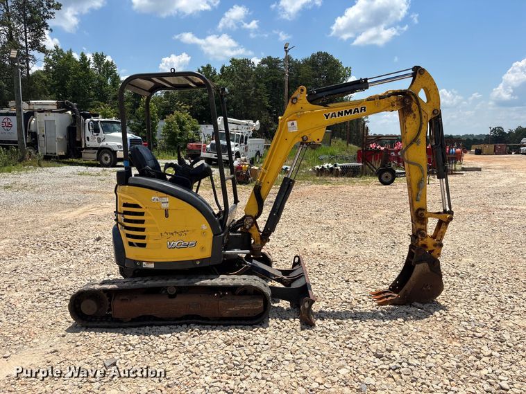 image for item DU6322 2016 Yanmar VIO25-6A mini excavator