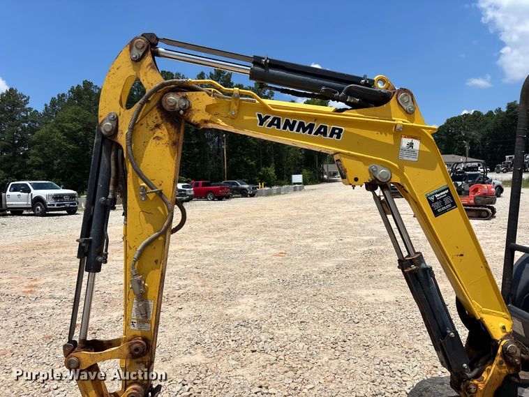 image for item DU6322 2016 Yanmar VIO25-6A mini excavator