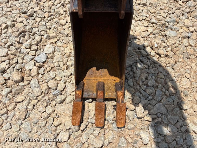 image for item DU6322 2016 Yanmar VIO25-6A mini excavator