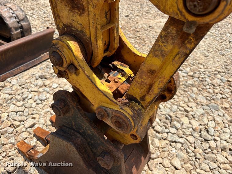 image for item DU6322 2016 Yanmar VIO25-6A mini excavator