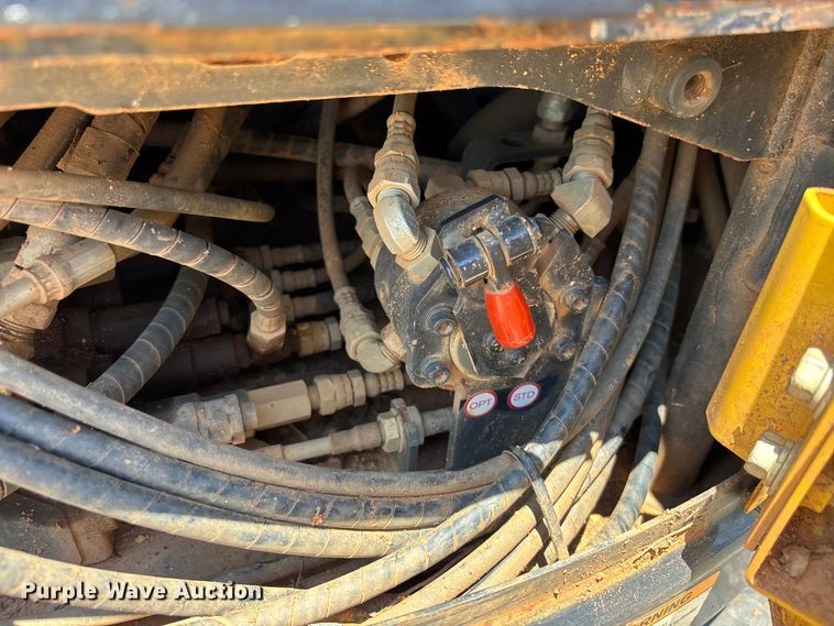 image for item DU6322 2016 Yanmar VIO25-6A mini excavator