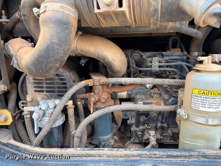 image for item DU6322 2016 Yanmar VIO25-6A mini excavator