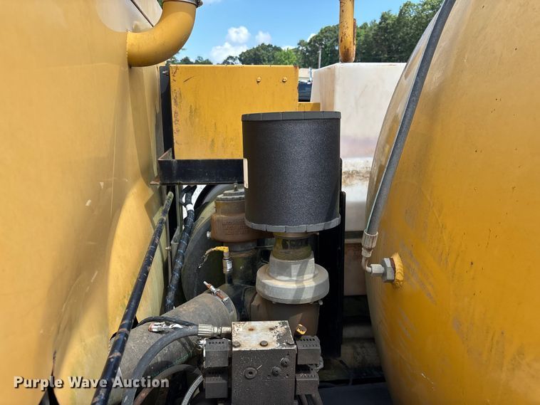 image for item DU6324 2014 Vermeer VX50-500 vacuum excavator