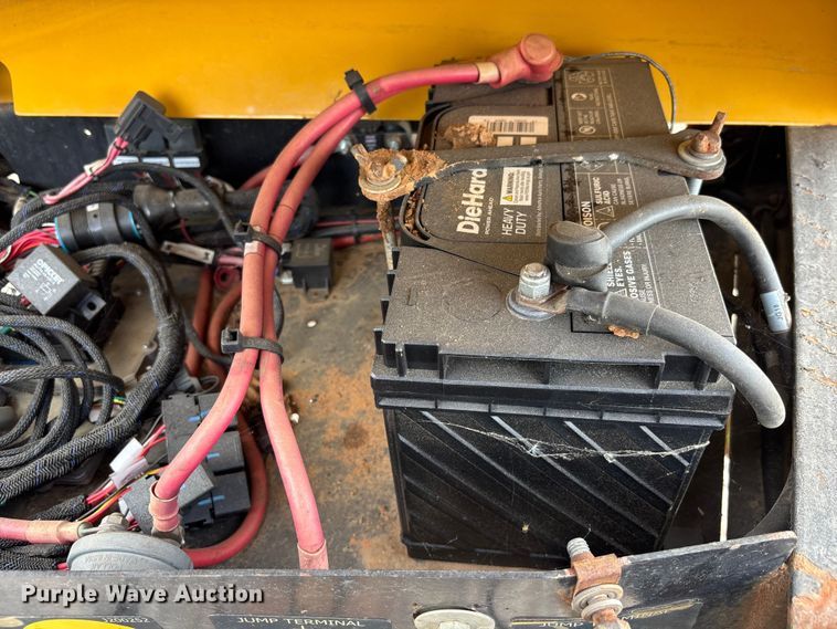 image for item DU6324 2014 Vermeer VX50-500 vacuum excavator