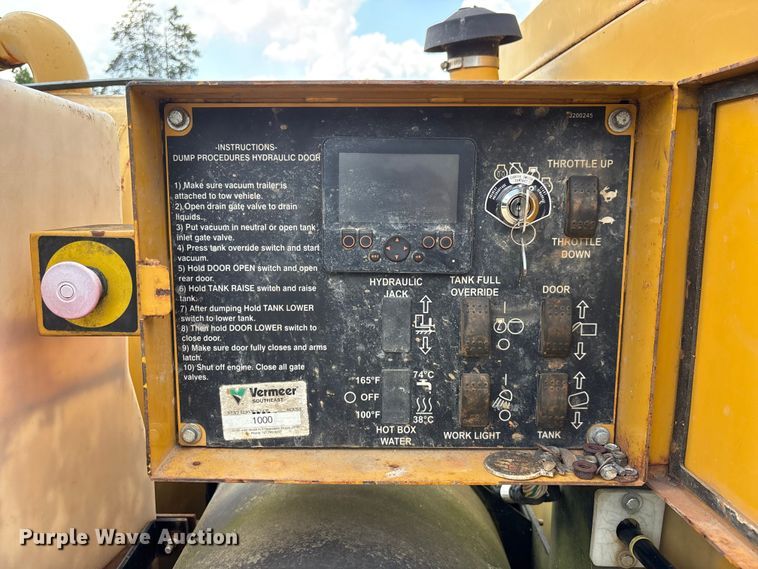 image for item DU6324 2014 Vermeer VX50-500 vacuum excavator