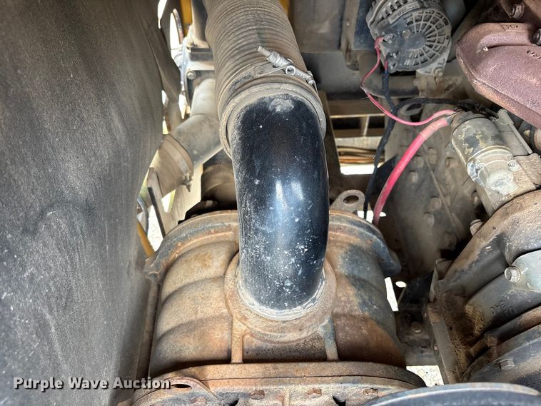 image for item DU6324 2014 Vermeer VX50-500 vacuum excavator