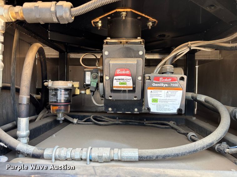 image for item DU6336 2022 Freightliner 114SD hydrovac truck