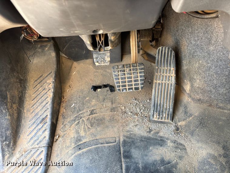 image for item DU6336 2022 Freightliner 114SD hydrovac truck