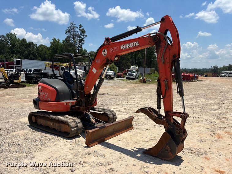 image for item DU6339 2019 Kubota KX057-4 mini excavator