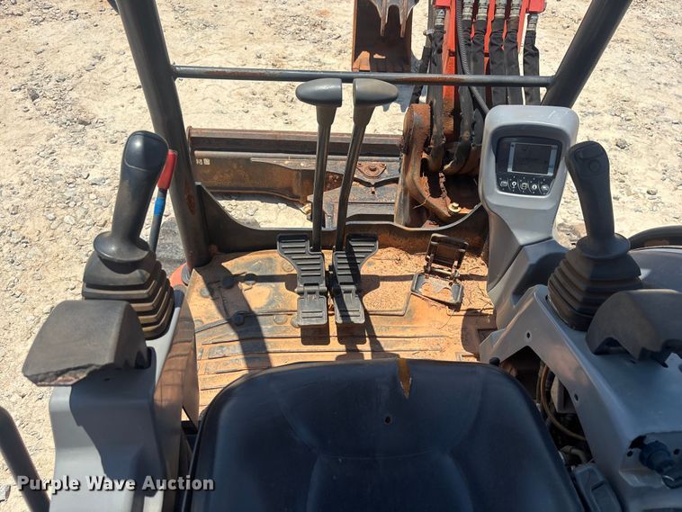 image for item DU6339 2019 Kubota KX057-4 mini excavator