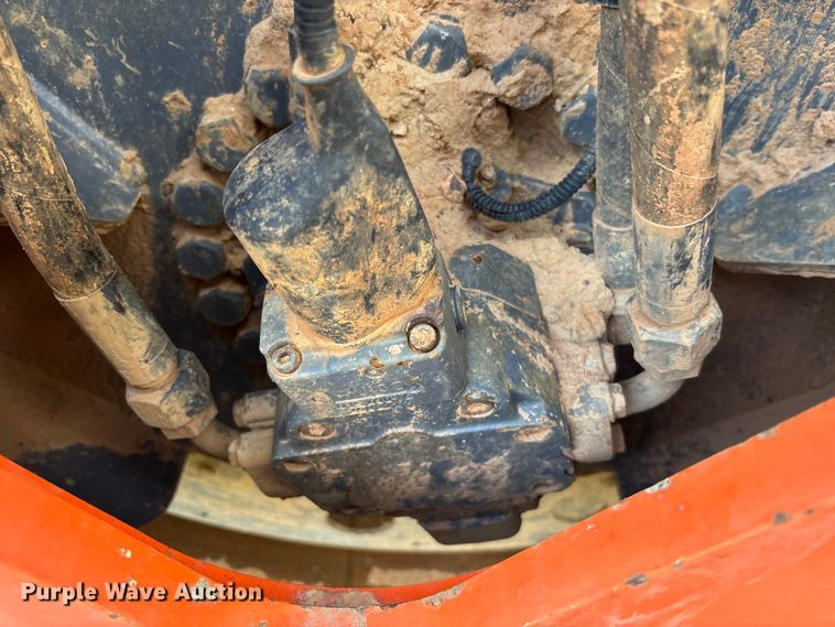 image for item DU6361 2018 HAMM H 10i P combination vibratory roller
