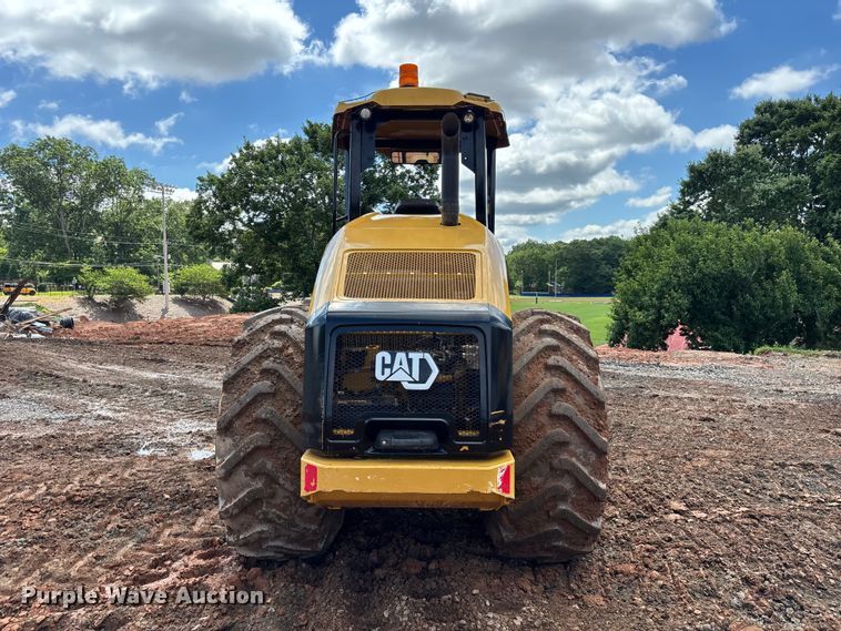 image for item DU6362 2022 Caterpillar CP11 GC single drum vibratory roller