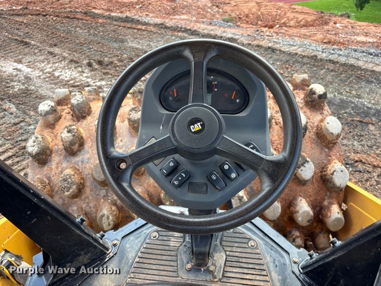 image for item DU6362 2022 Caterpillar CP11 GC single drum vibratory roller