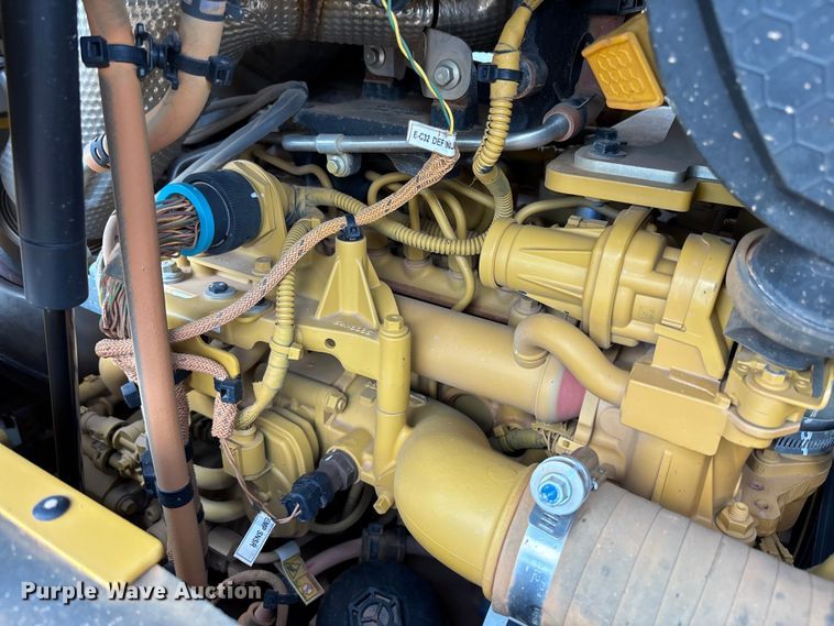 image for item DU6362 2022 Caterpillar CP11 GC single drum vibratory roller