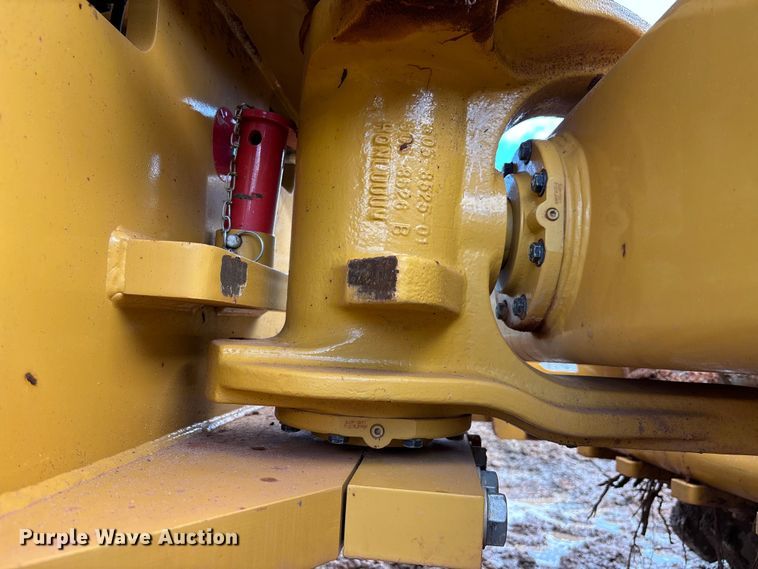 image for item DU6362 2022 Caterpillar CP11 GC single drum vibratory roller