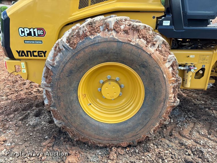 image for item DU6362 2022 Caterpillar CP11 GC single drum vibratory roller