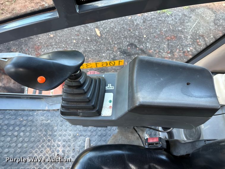 image for item DU6363 2017 HAMM H 10i P single drum vibratory roller