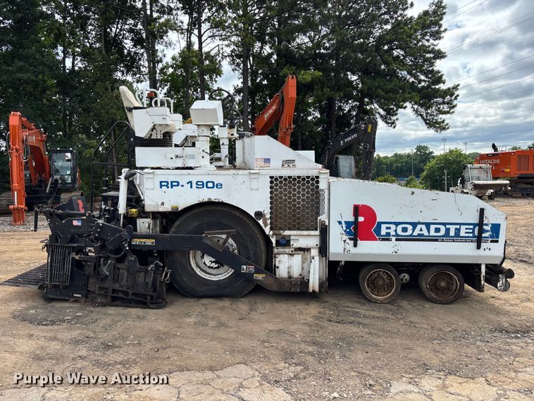 image for item DU6364 2005 Roadtec RP-190E paver