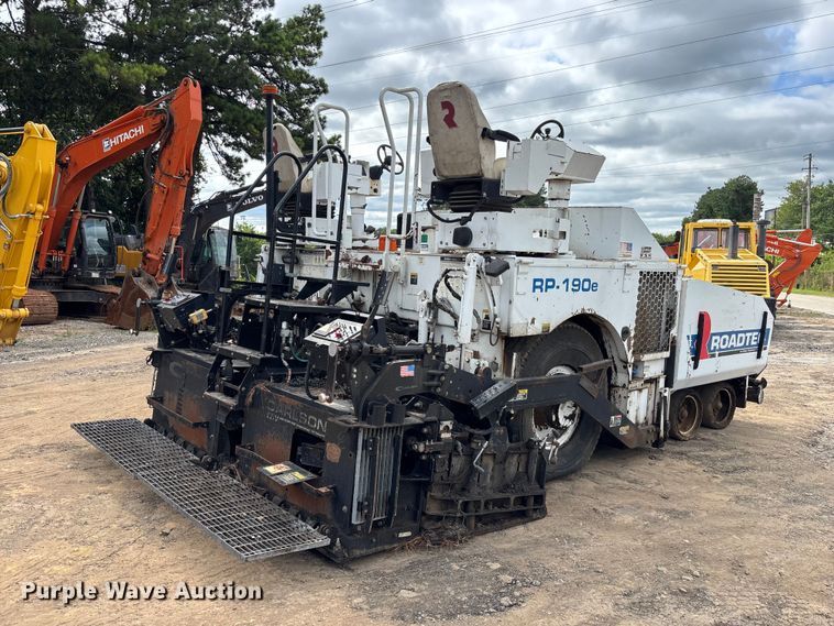 image for item DU6364 2005 Roadtec RP-190E paver