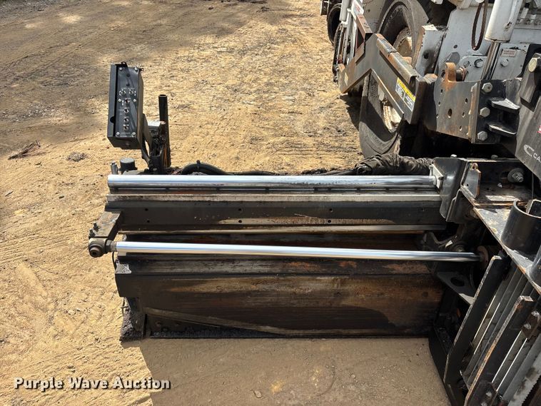 image for item DU6364 2005 Roadtec RP-190E paver