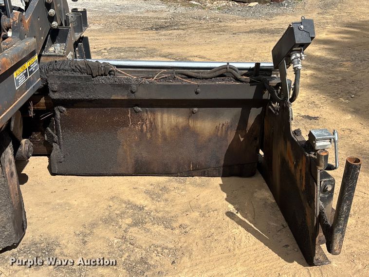 image for item DU6364 2005 Roadtec RP-190E paver