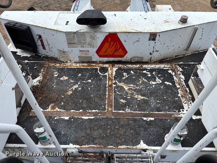 image for item DU6364 2005 Roadtec RP-190E paver