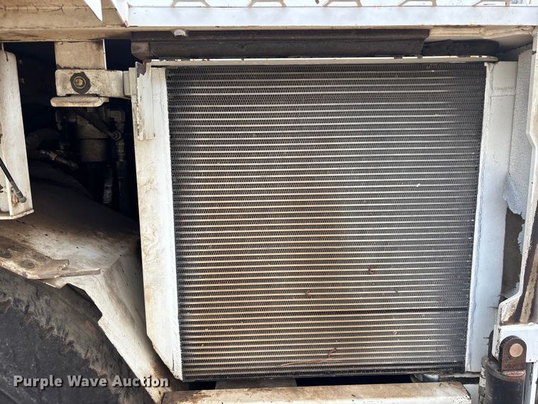 image for item DU6364 2005 Roadtec RP-190E paver
