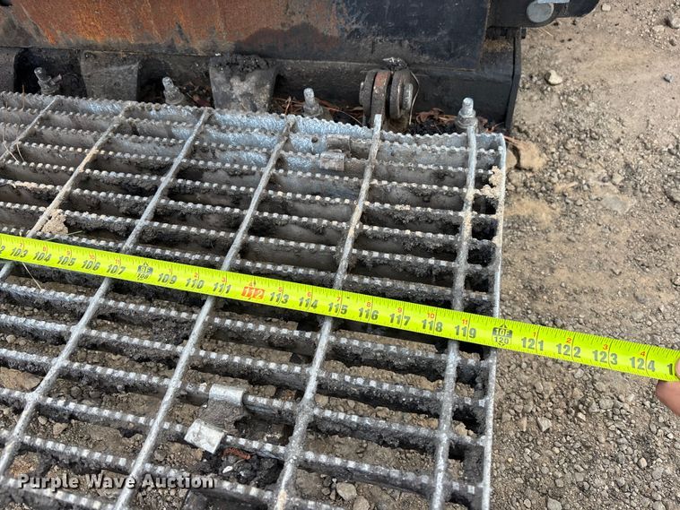 image for item DU6364 2005 Roadtec RP-190E paver