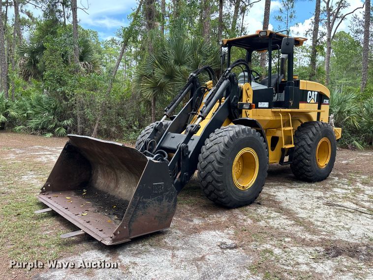 2004 CAT IT28G