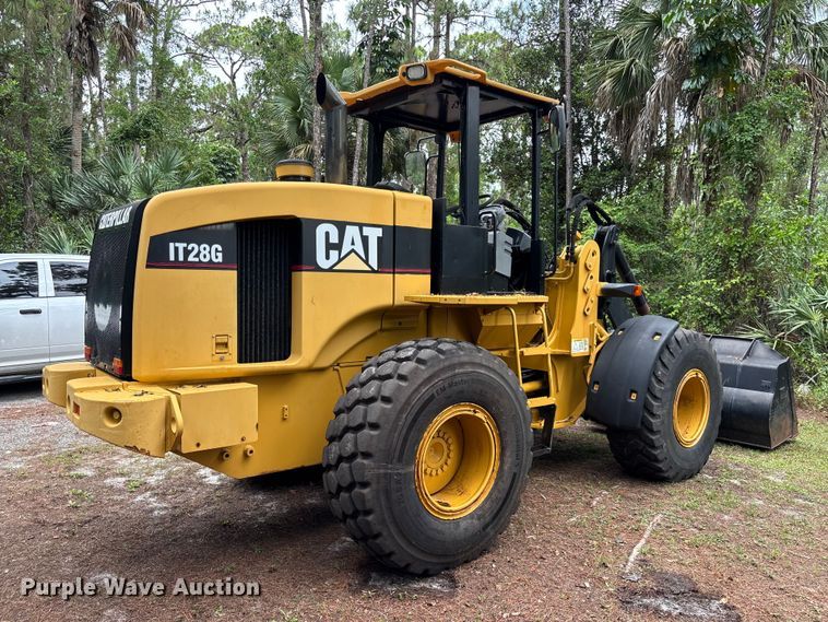 image for item DU6377 2004 Caterpillar IT28G wheel loader