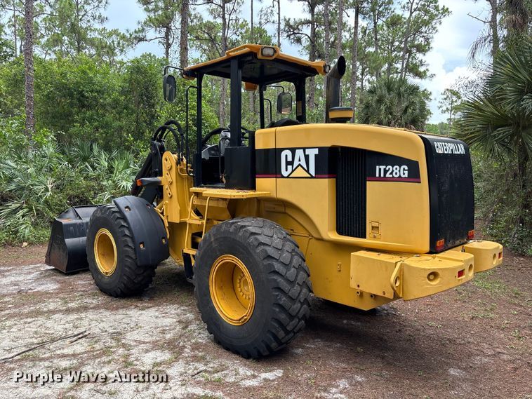 image for item DU6377 2004 Caterpillar IT28G wheel loader