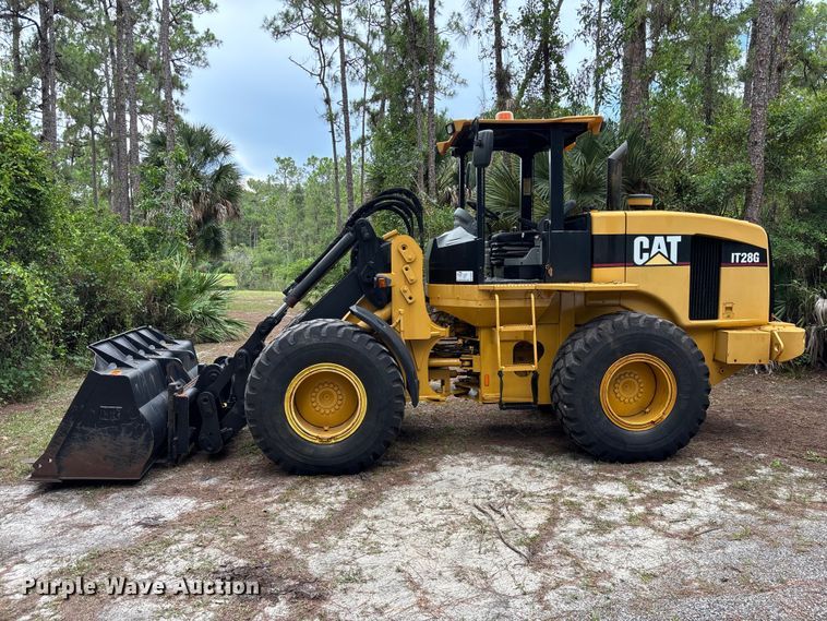 image for item DU6377 2004 Caterpillar IT28G wheel loader
