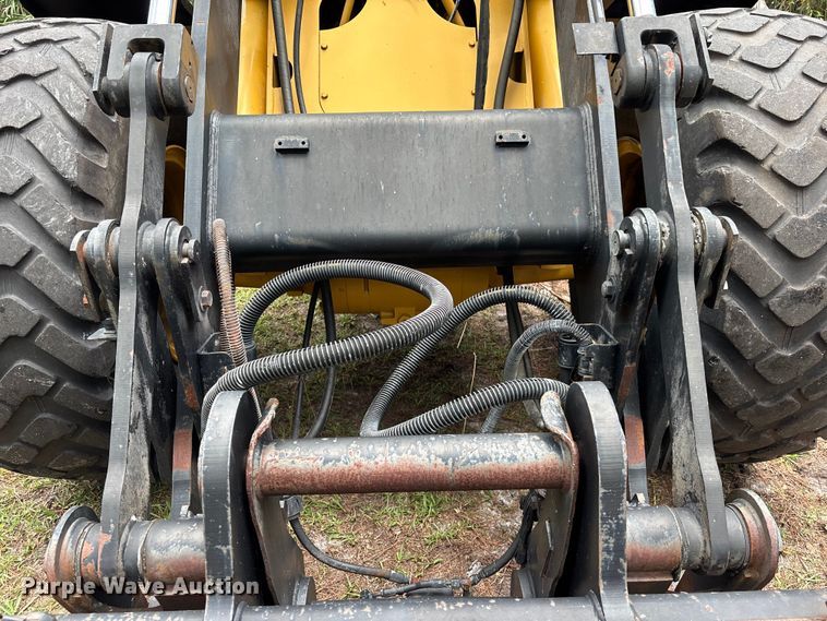 image for item DU6377 2004 Caterpillar IT28G wheel loader