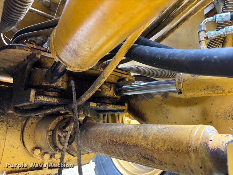 image for item DU6377 2004 Caterpillar IT28G wheel loader