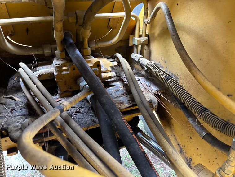 image for item DU6377 2004 Caterpillar IT28G wheel loader