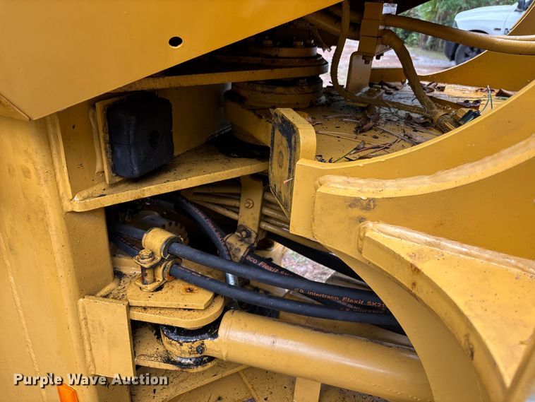 image for item DU6377 2004 Caterpillar IT28G wheel loader
