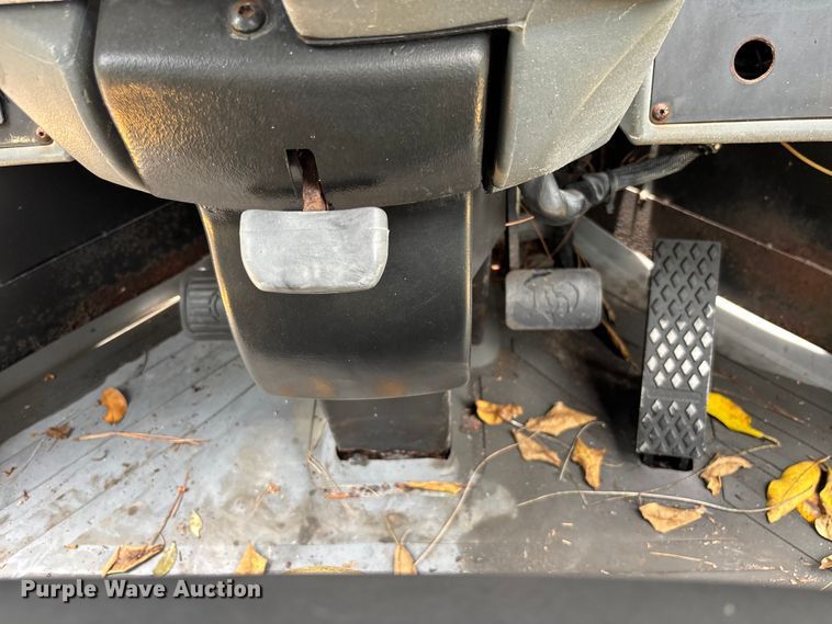 image for item DU6377 2004 Caterpillar IT28G wheel loader