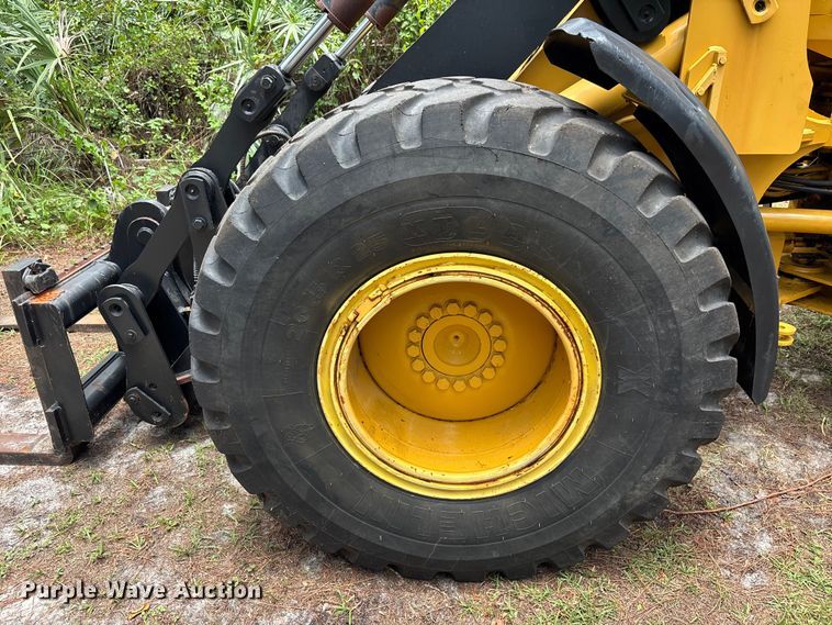 image for item DU6377 2004 Caterpillar IT28G wheel loader