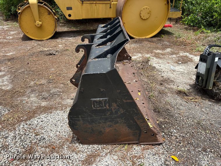 image for item DU6377 2004 Caterpillar IT28G wheel loader