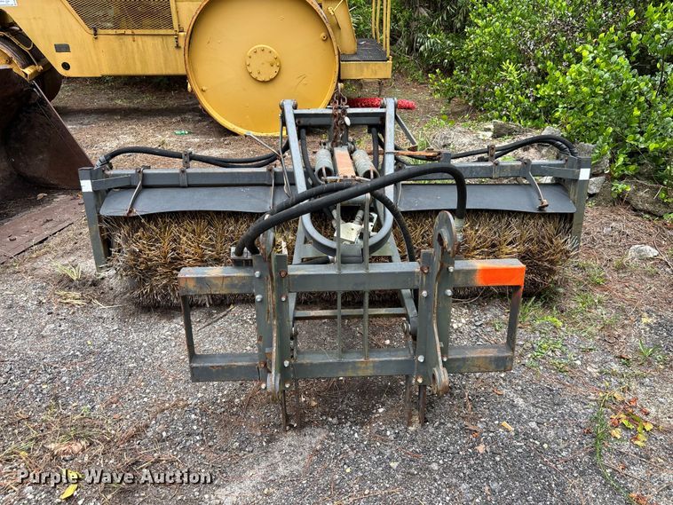 image for item DU6377 2004 Caterpillar IT28G wheel loader