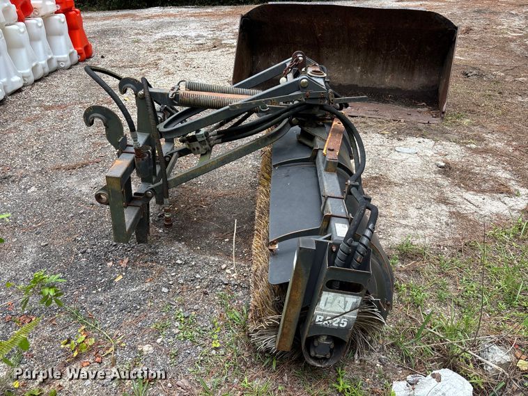 image for item DU6377 2004 Caterpillar IT28G wheel loader