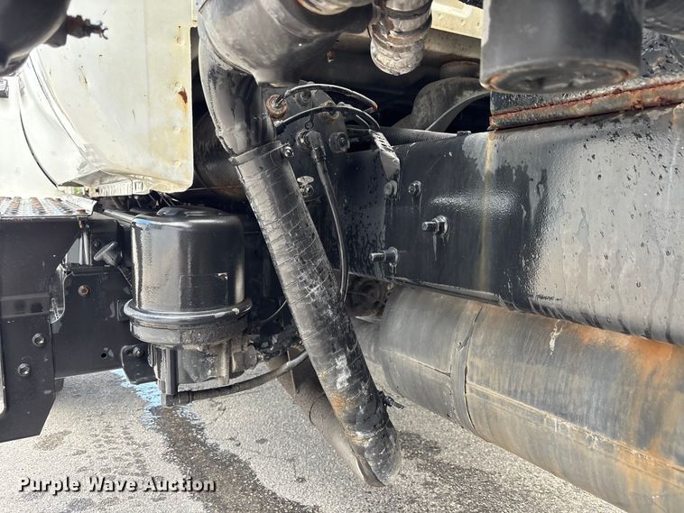 image for item DU6378 2006 Ford F750 Super Duty water truck