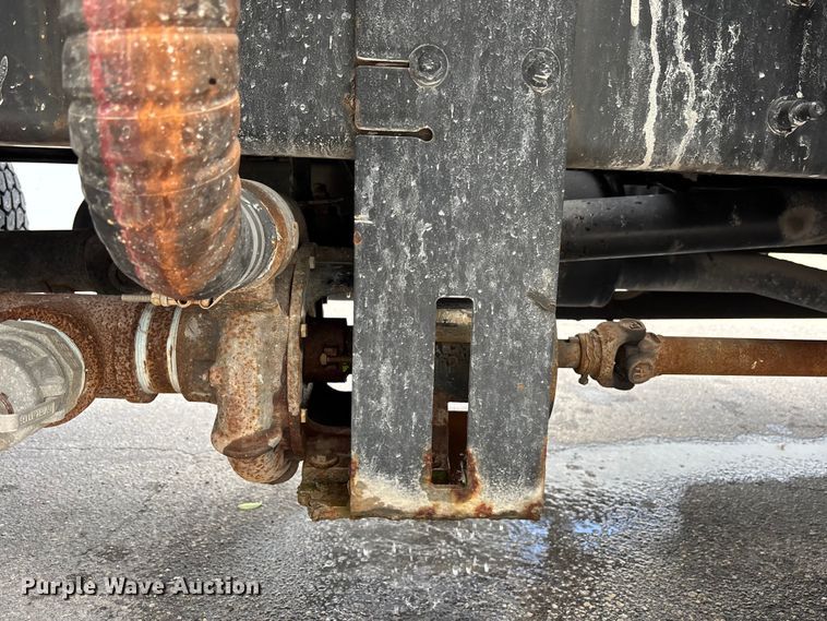 image for item DU6378 2006 Ford F750 Super Duty water truck