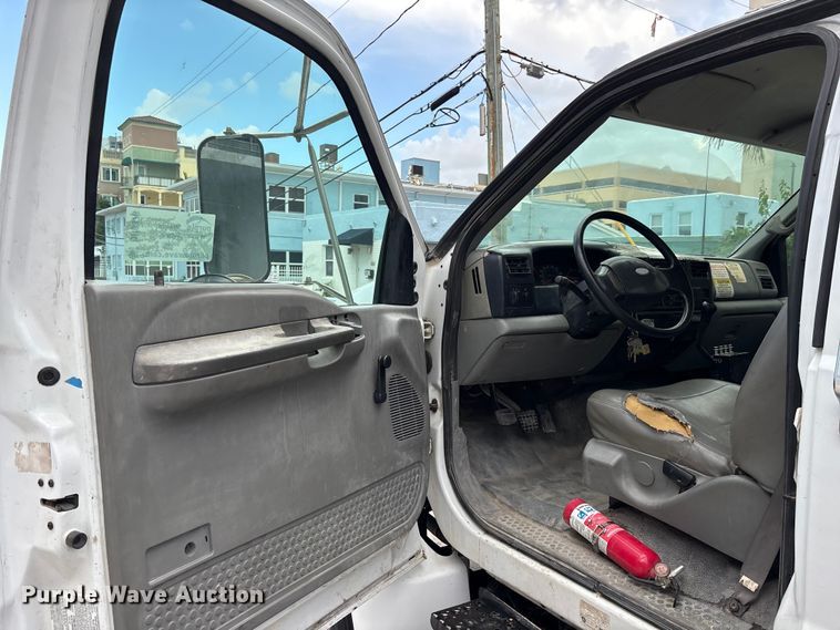 image for item DU6378 2006 Ford F750 Super Duty water truck