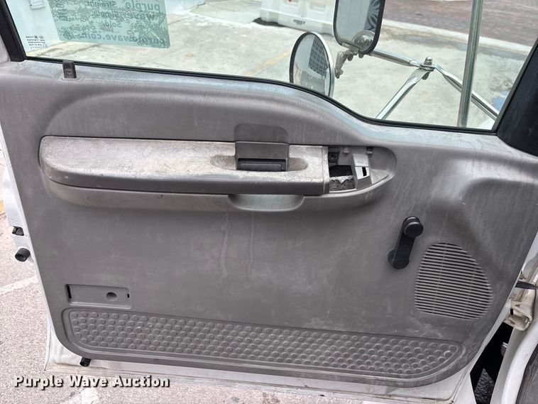 image for item DU6378 2006 Ford F750 Super Duty water truck