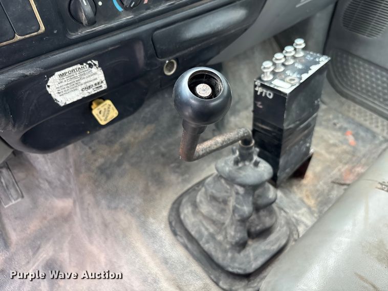 image for item DU6378 2006 Ford F750 Super Duty water truck