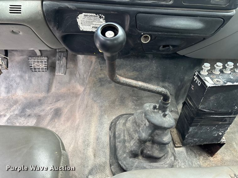 image for item DU6378 2006 Ford F750 Super Duty water truck