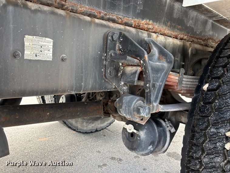 image for item DU6378 2006 Ford F750 Super Duty water truck