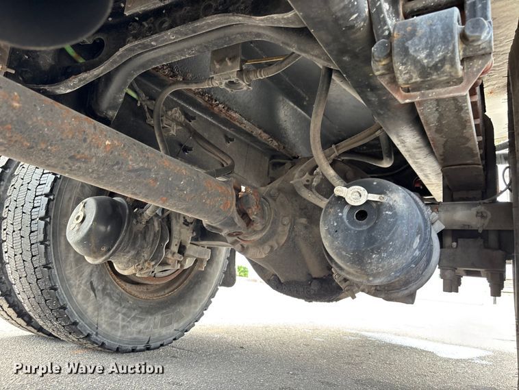 image for item DU6378 2006 Ford F750 Super Duty water truck