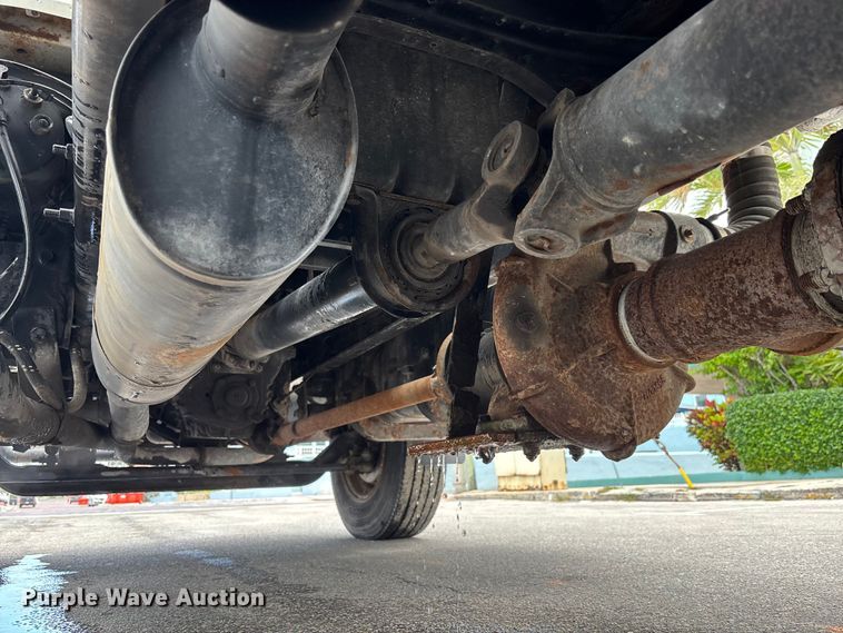 image for item DU6378 2006 Ford F750 Super Duty water truck